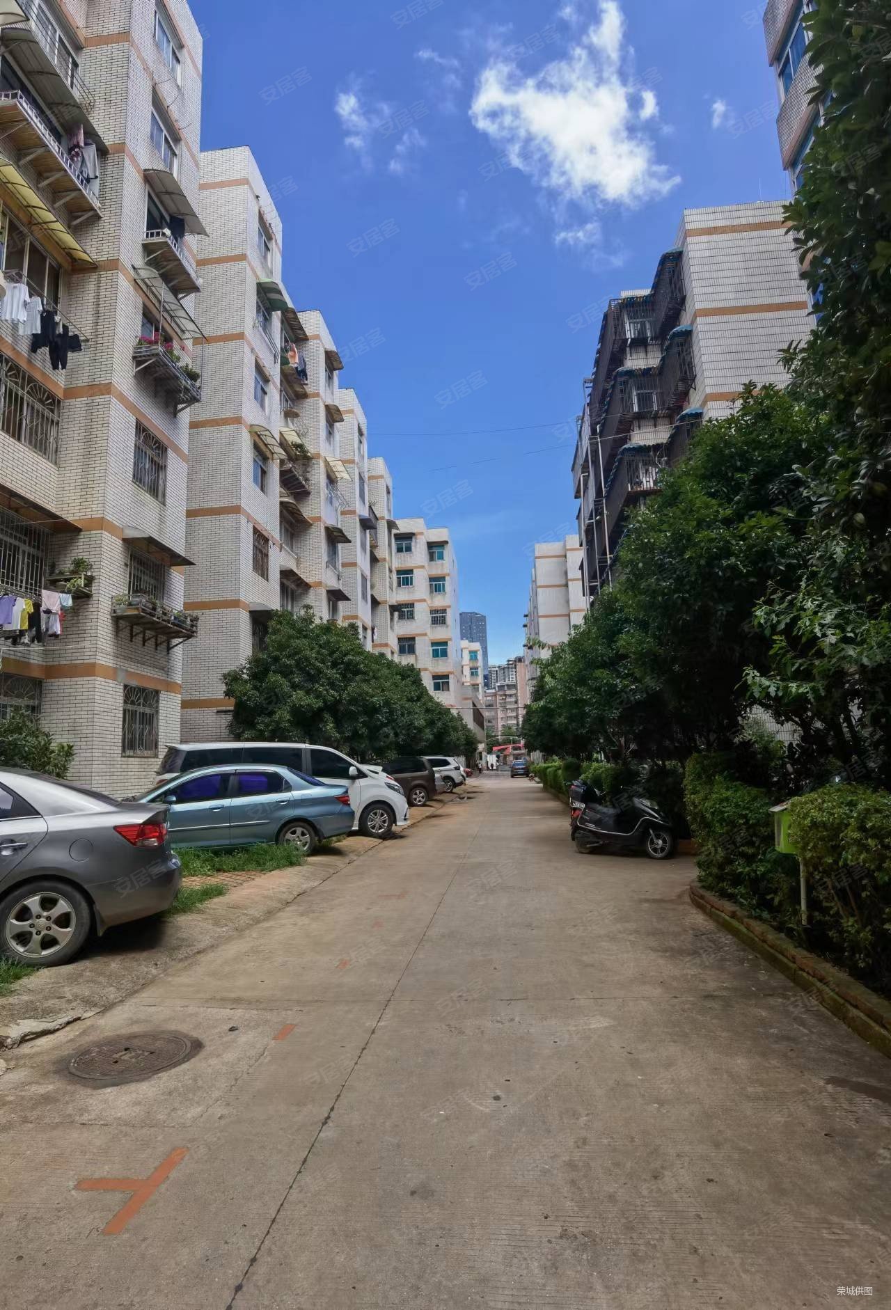 昆明房产网>昆明二手房>西山二手房>船房片区二手房>昆明市船房小区