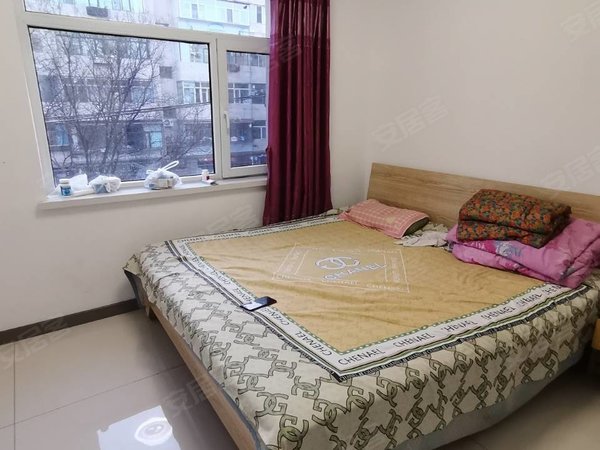 包头青山民主路民主路1号街坊一机四中四小民主路一号三楼1500出租房源真实图片