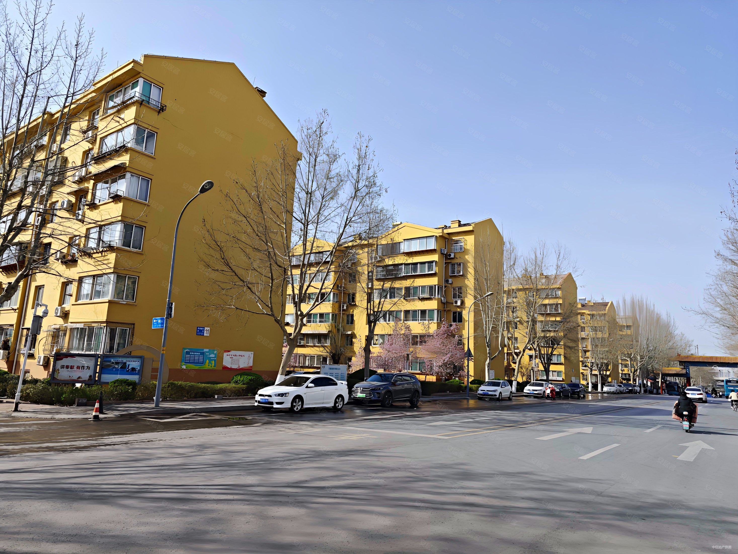 济钢新村东区两室三层