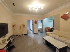 梧州岑溪岑溪城区天河广场，精装电梯2房出租，家具家电齐全拎包入住随时看房出租房源真实图片