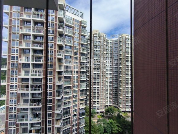 深圳南山西丽天悦南湾5号线留仙洞地铁口精装修4房花园小区出租房源