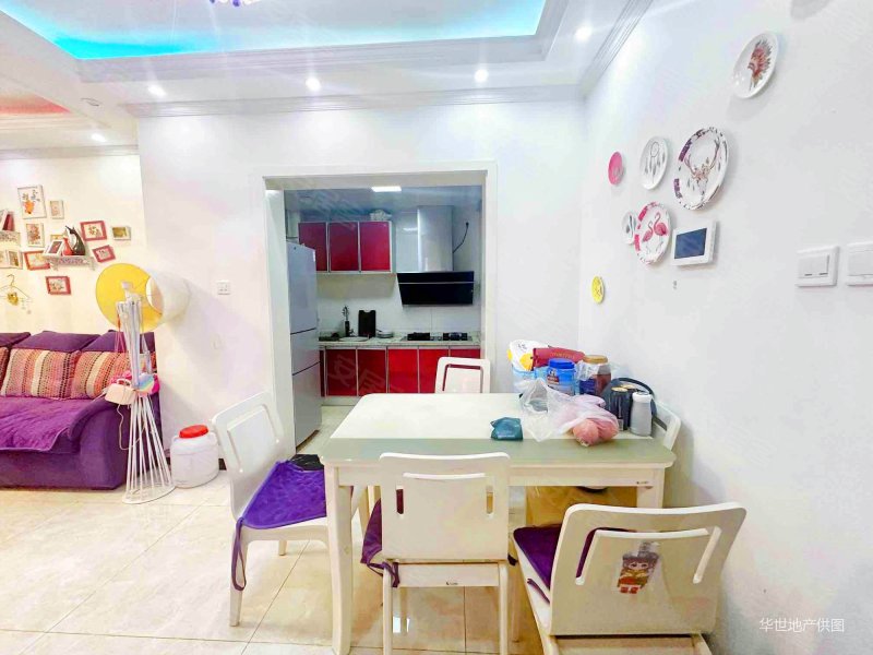 银诚东方国际精装套二小区绿化高带电梯朝西满五