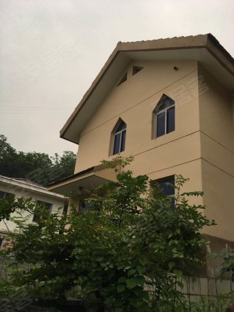 秦岭山下独栋别墅亚健高尔夫花园86平休闲养生之地