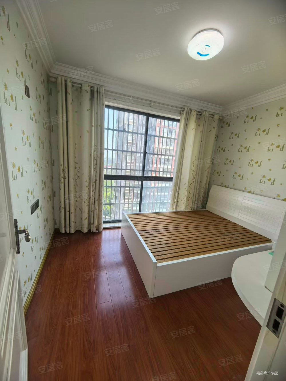 金水湾3室2厅2卫120㎡南北73.8万