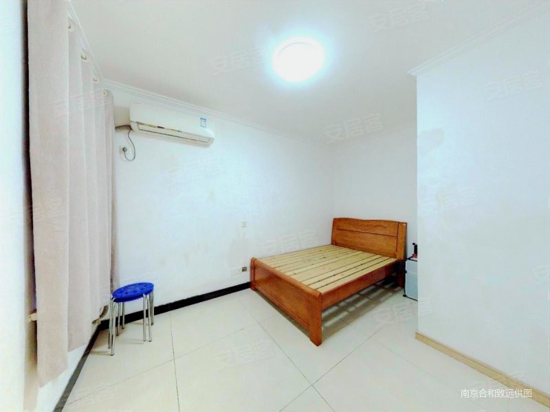 兰亭雅苑 临地铁 满五   出行方便 南向采光好 有电梯