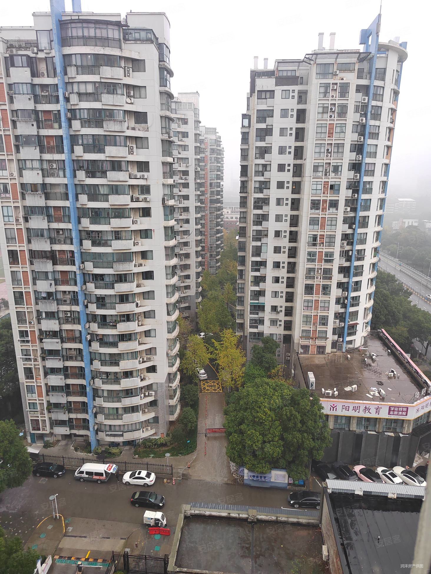 余姚中学旁边江南华都精装1018平方低价出售1488万