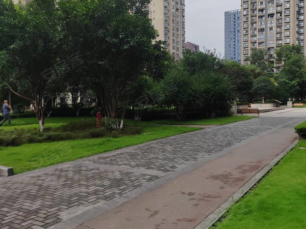 【多图】欧陆经典住宅小区,铜梁城区租房,出门就是万达 欧陆经典小区