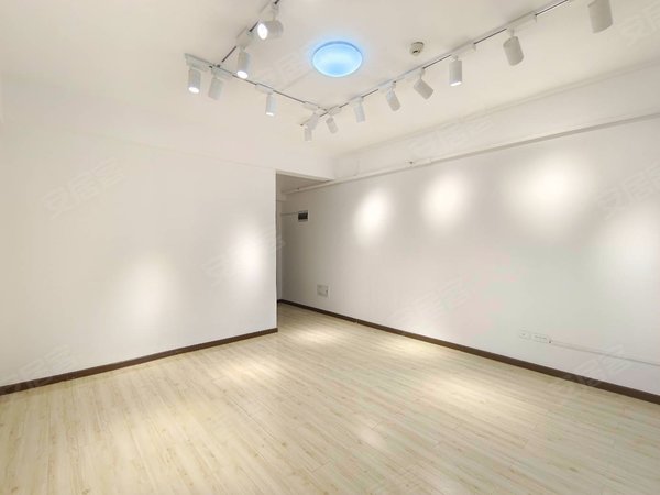 急租橙果公寓可做工作室可注册7号线建安街武汉南湖医院