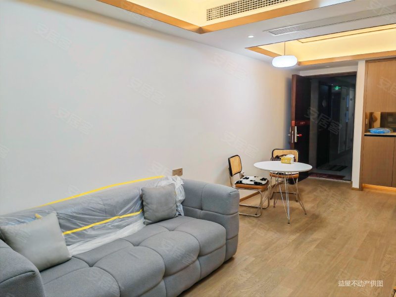 中间楼层 精装好房 商品住宅 医疗配套成熟 出行方便,云逸都荟花园