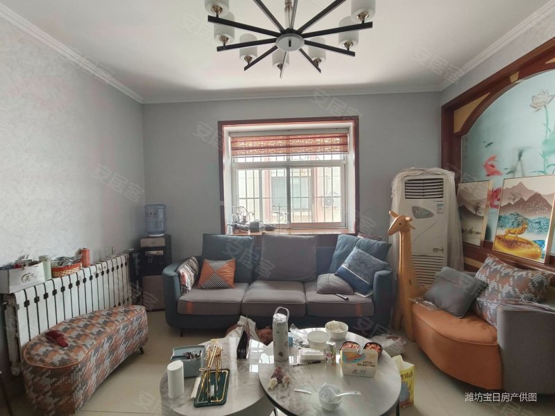 精装短住带车库靠近东门口,鸿基花园(寿光)二手房,70万,3室2厅,1卫,90