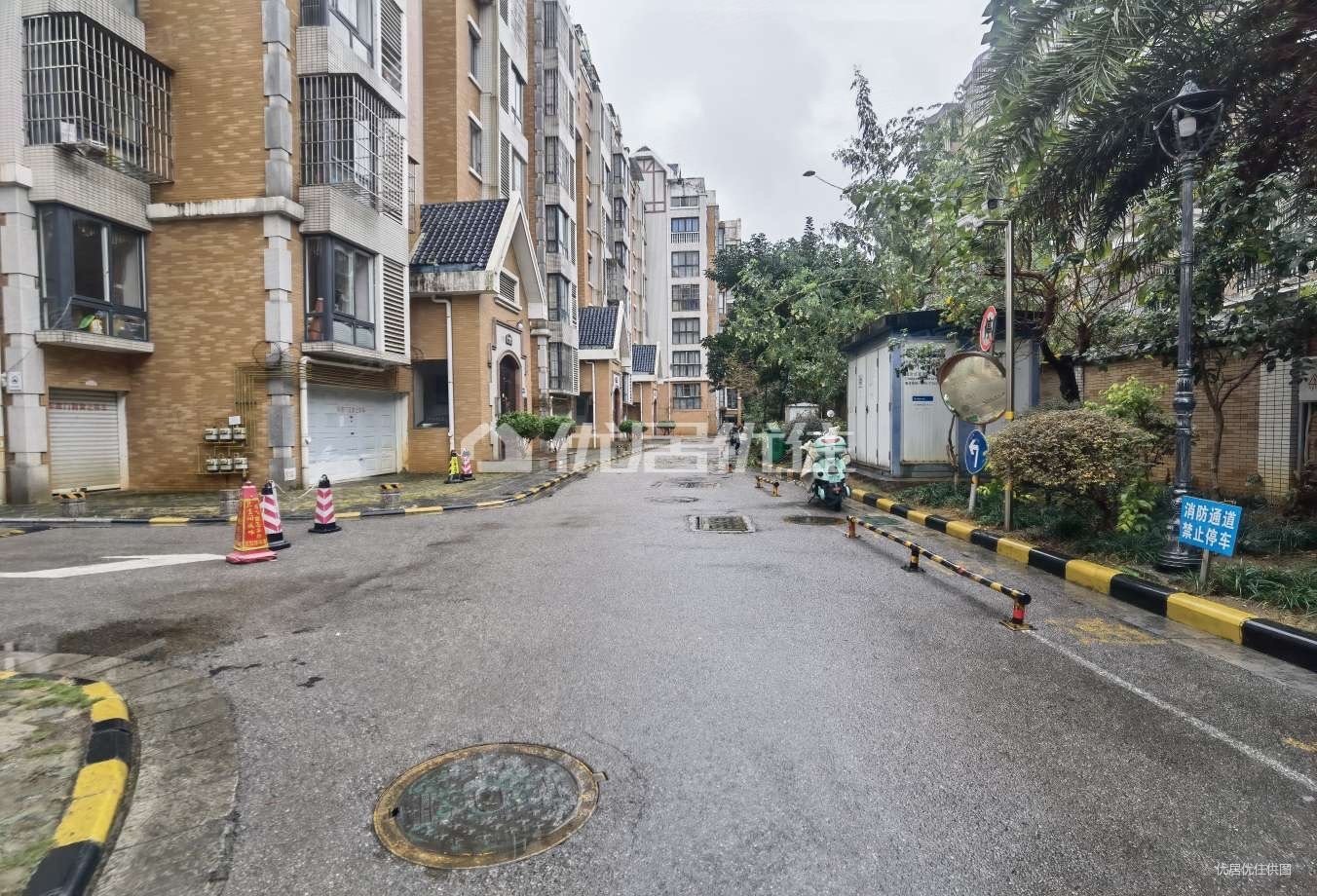 天润格林庄园3室2厅2卫115㎡南北86万