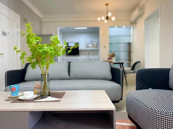 出门到达滨海长廊,价格可谈出租房源真实图片