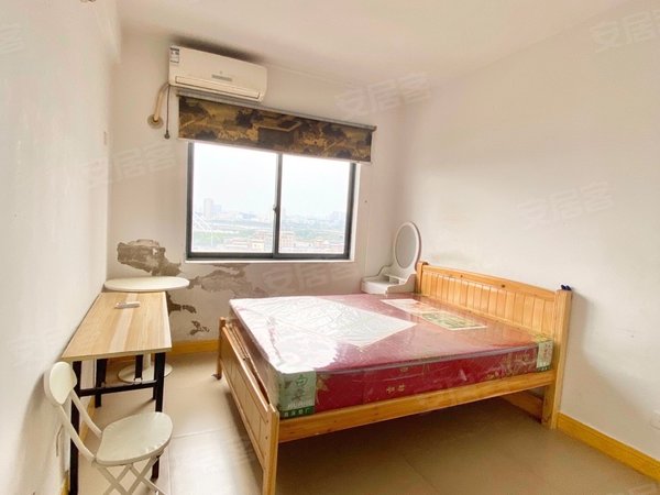 南宁西乡塘北大路惠民安居边阳苑市中心地铁口江边 拧包入住 江景房