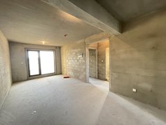 大连开发区滨海路120平三室 毛坯房出租 可当仓库 天誉湾出租房源真实图片