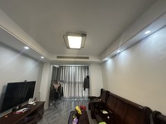 常熟碧溪碧溪中心有车位 自住三房两卫 中央空调 品牌家具电配套全 民用水电哈出租房源真实图片