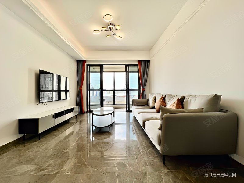 淳境高端大型小区四期南向海景三房诚心出售满二有钥匙,保利中央海岸