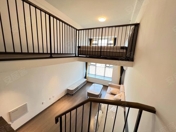 济南高新汉峪汉峪光年汉峪奥体舜泰 精装复式公寓 南向采光特别好