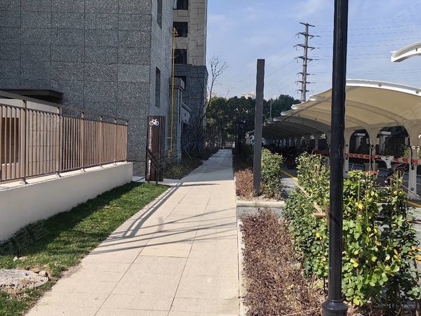 昆山张浦张浦绿地境启澜庭合租绿地境启澜庭3室1厅2卫,领包入住出租