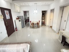 苏州常熟东南开发区出租亨锐正力附近(凯悦金领公寓)精装两室两厅一厨一卫民用边户出租房源真实图片