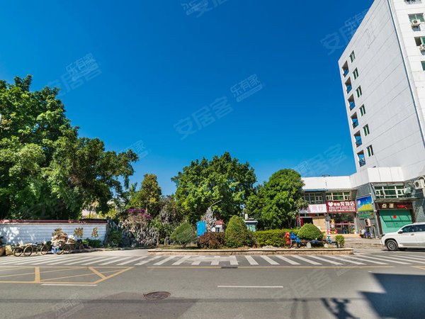 深圳龙岗坪地西湖苑(一期)森广源旁兰陵学校旁万家超市旁西湖苑一期一