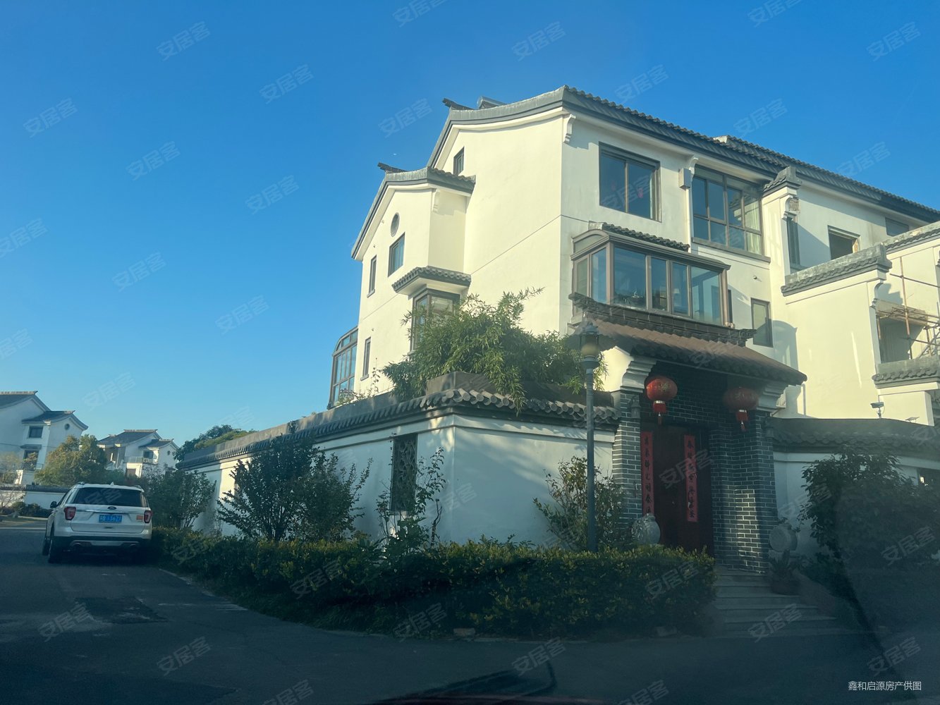 翰林苑(别墅)4室2厅4卫251㎡南200万