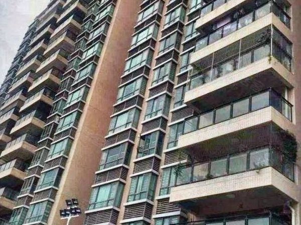 【多图】固戍花园,固戍租房,固戍地铁 精装修一房一厅押一付一民水电