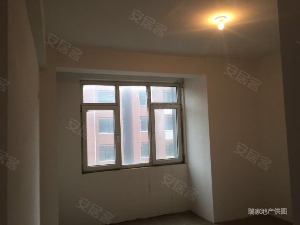 通方便 近市场 环境优美 多层洋房 公摊面积小