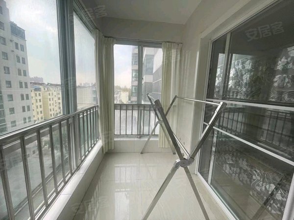 【多图】香江半岛,东海市区租房,香江半岛一室一厅一卫精装修,东海