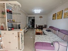 桂林临桂世纪大道飞扬国际精装修，两房两厅一卫，两台空调，1000包物业出租房源真实图片