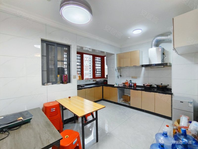 抬脚就是地铁口 精装大三房可改4房 大嘉汇康悦 已满二