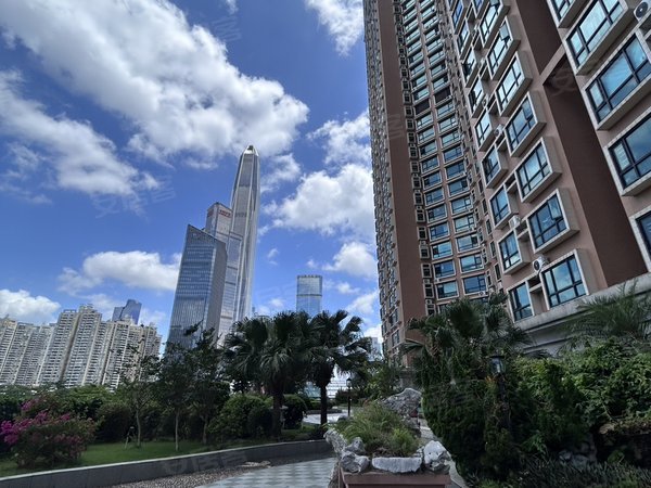 【多图】皇都广场,皇岗租房,福田会展中心,皇都广场108平4房2卫出租