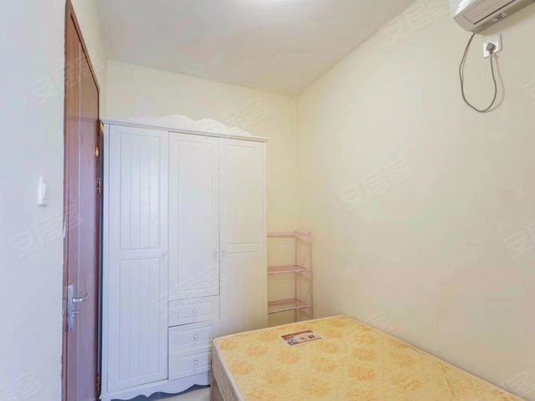 深圳南山南油南园枫叶公寓来福士商圈,精装两房,近南油服装厂,可办