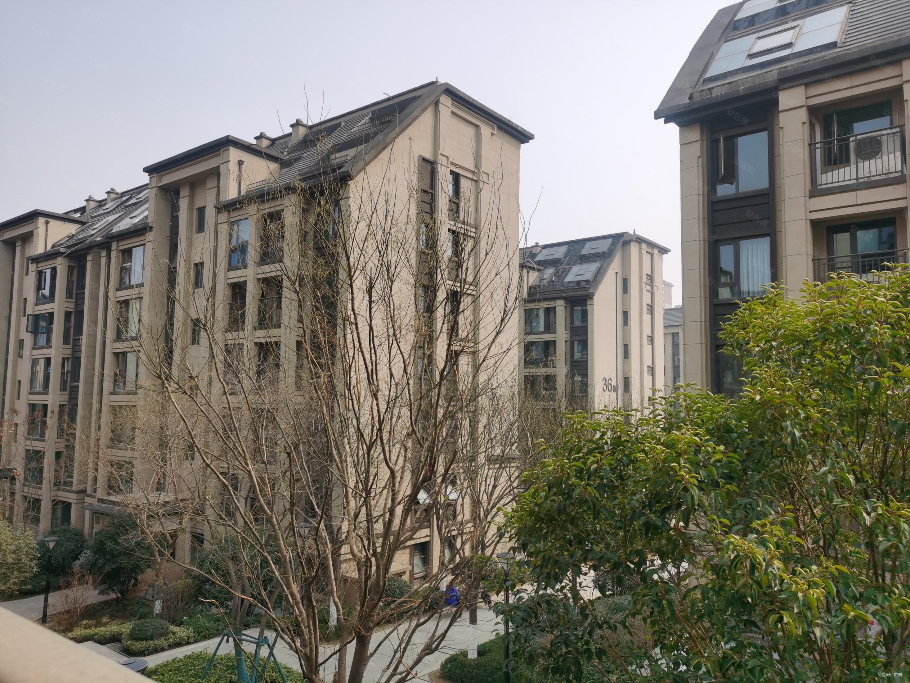 保利林语溪b区满二年毛坯大四室5层洋房央企品质房源