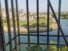 海丰城东城东城区海迪市民广场附近龙津溪边，电梯两房公寓，家具齐全拎包入住出租房源真实图片