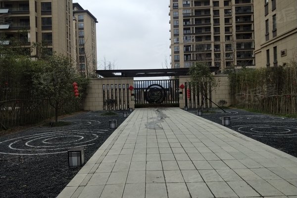 不足,中梁壹号院怎么样,中梁壹号院周边房产中介经纪人评价-宣城安居