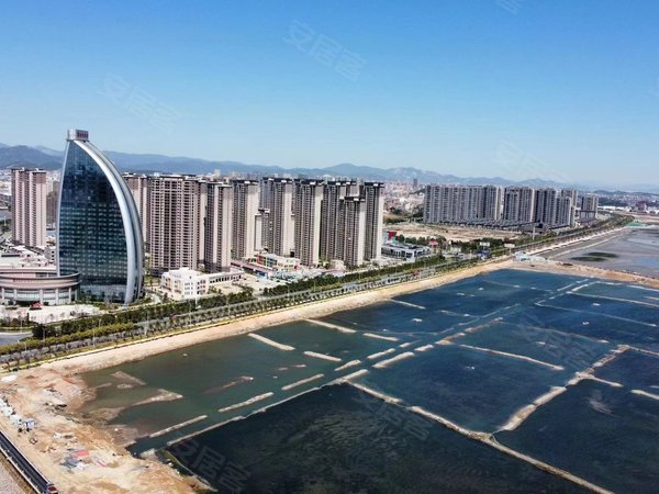 绿创铂悦府二期中间层精装修三房出租