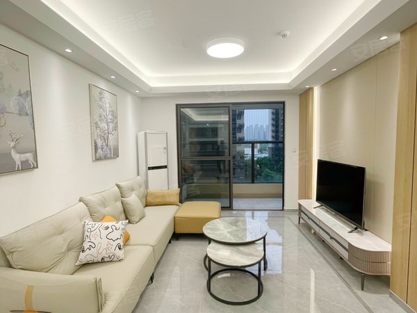 南宁良庆五象大道威宁青运村北区总部基地 威宁青运村 精装3房 拧包