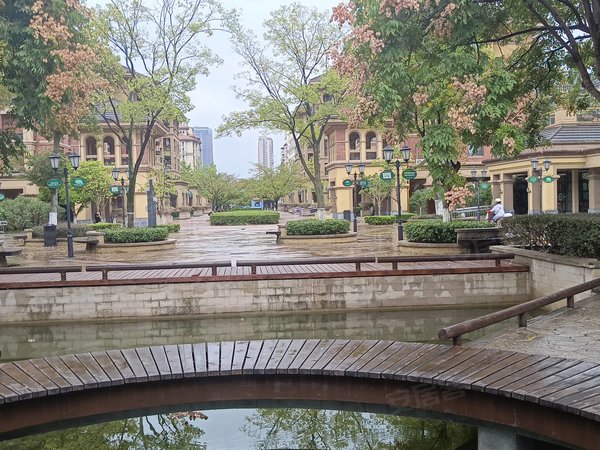嘉兴海宁海宁市区海宁百合新城(中区)银泰.