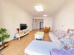 巴中巴州老城六小二中附近电梯2室2厅一卫家具家电齐全,拎包入住出租房源真实图片