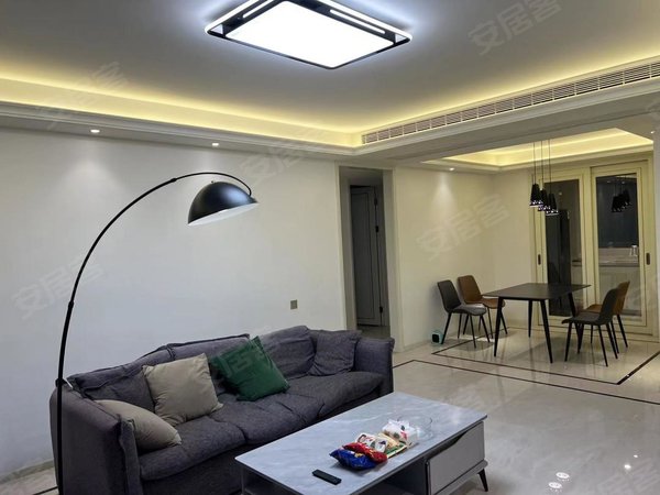 绍兴越城市区环内金茂逸墅龙茂府 精装大三房 4000包物业出租房源真实