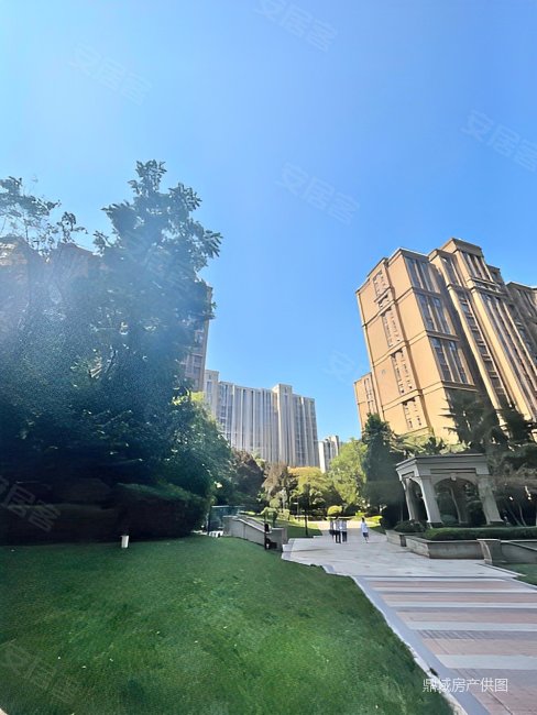 房产网>西安二手房>曲江新区二手房>龙湖星悦荟二手房>中海紫御华府>