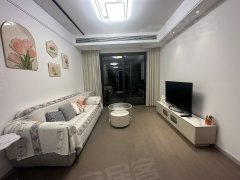 上海松江中山景观楼层 初次出租 家具配套齐全 性价比高 看房有钥匙出租房源真实图片