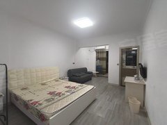 恩施恩施市火车站金桂大道火车站万福国际一室 可短租月付 押一付一 拎包入住出租房源真实图片