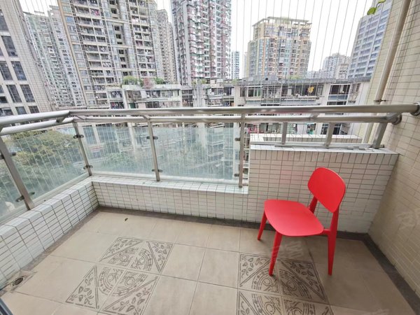 【多图】东山水恋,东湖租房,东湖大沙头 小区电梯两房 环境好 近十六