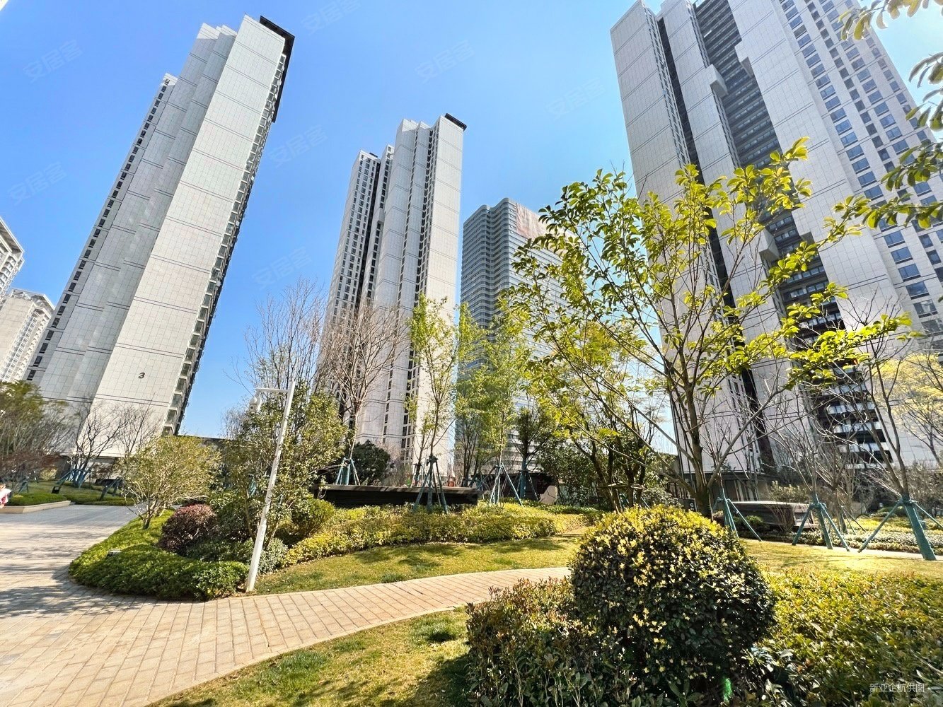 急售温馨三房巫家坝中央中央公园旁保利堂悦正对小区主景观