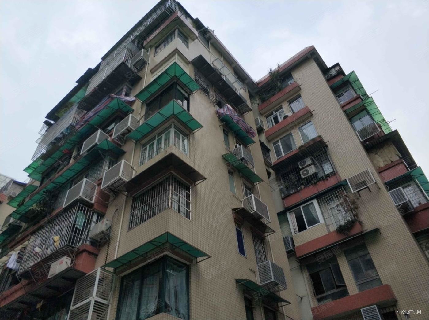 东湖型小区东湖新村精装修低楼层小区环境好有临时