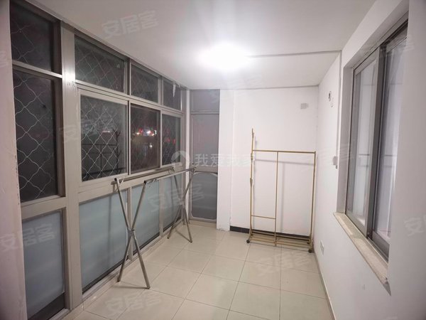 【多图】枫蓝国际公寓,明光桥租房,小西天枫蓝国际公寓3室2厅,海淀