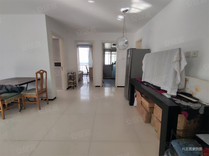 碧海云天 通透三室 老本吉售 看房方便