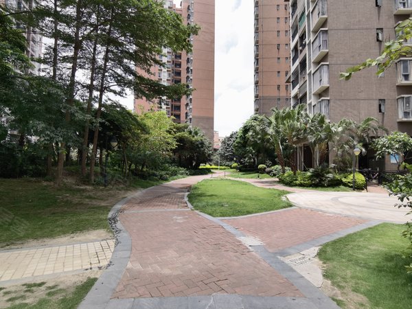 佛山禅城张槎联诚智博丽海花园智博丽海住宅电梯中层南向3室停车方便