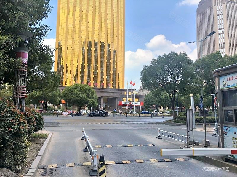 隆祺丽景国际2室2厅1卫98㎡南北73万